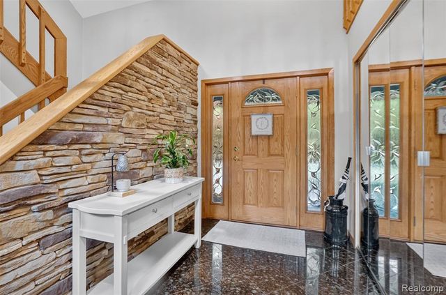 7772 Athlone Drive, Brighton, MI 48116