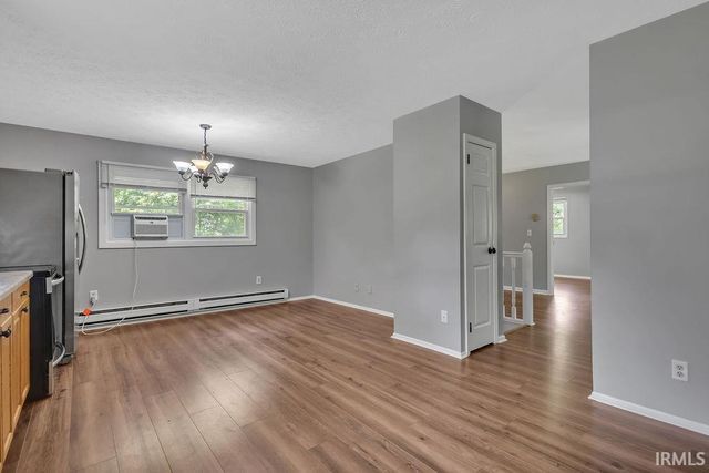 6581 N Showers Road, Bloomington, IN 47408