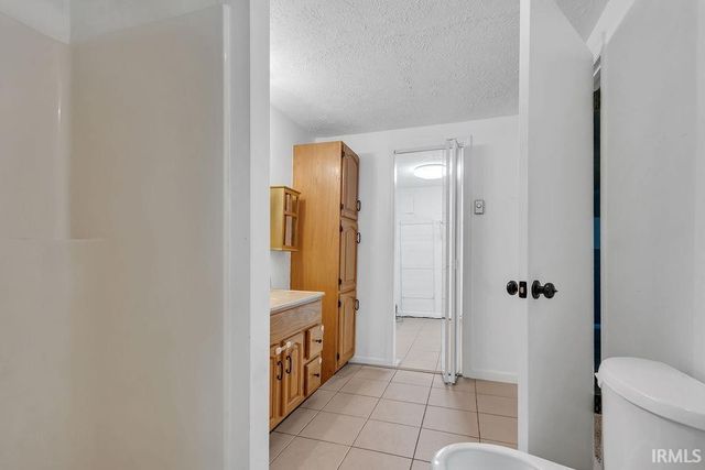 6581 N Showers Road, Bloomington, IN 47408