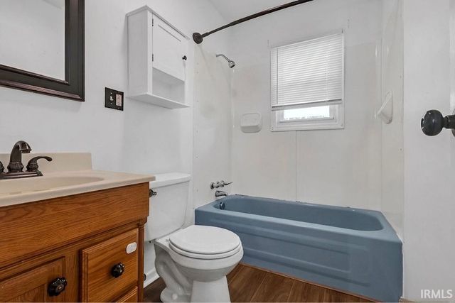 6581 N Showers Road, Bloomington, IN 47408