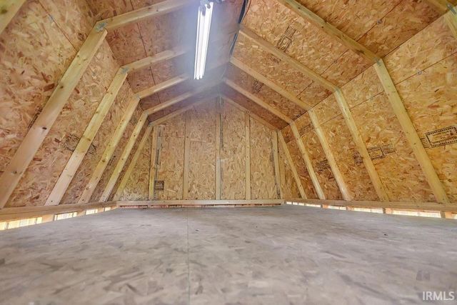 6581 N Showers Road, Bloomington, IN 47408