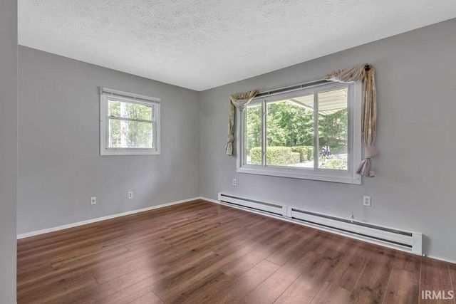 6581 N Showers Road, Bloomington, IN 47408