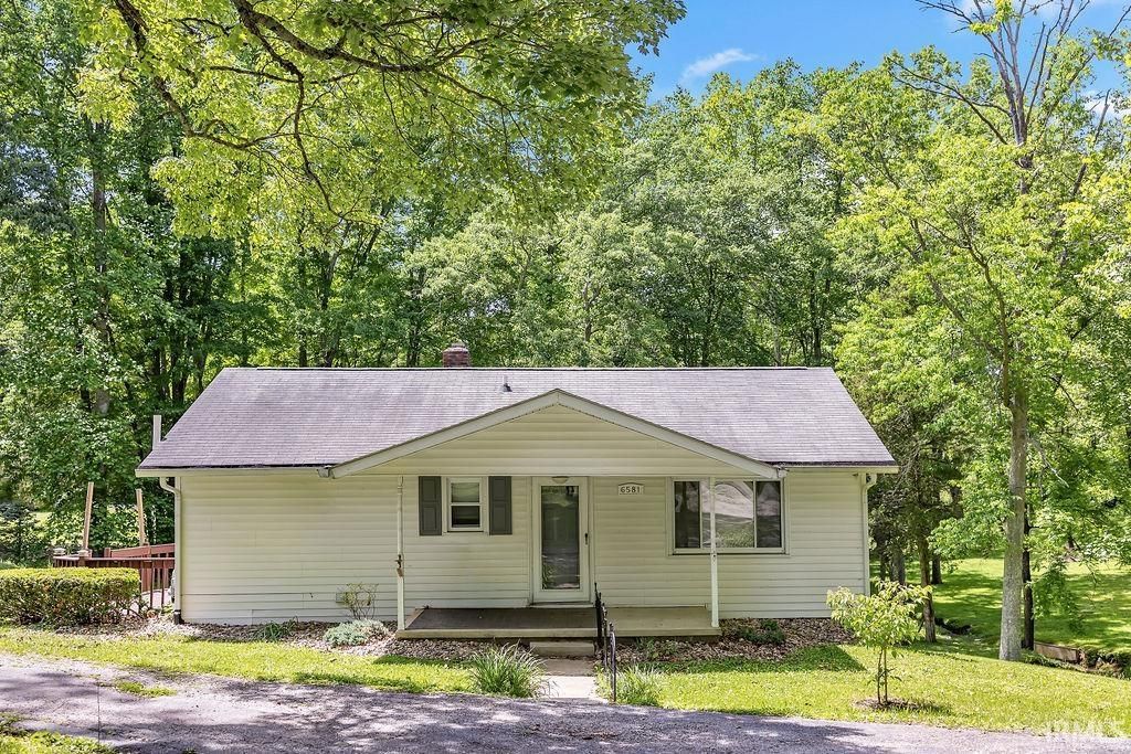 6581 N Showers Road, Bloomington, IN 47408
