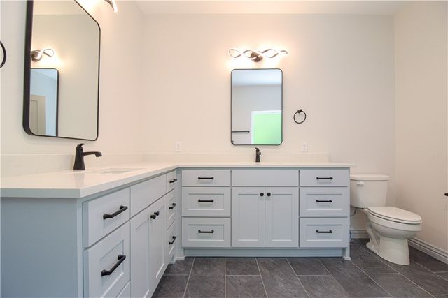 13734 Canal Street, Rogers, AR 72758