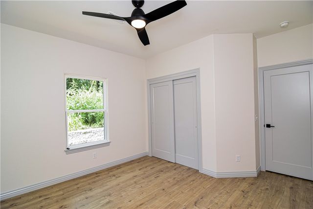 13734 Canal Street, Rogers, AR 72758