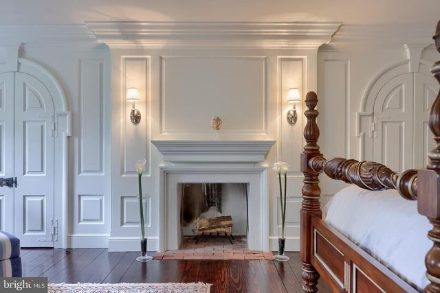 1101 SMALLBROOK LN, York, PA 17403