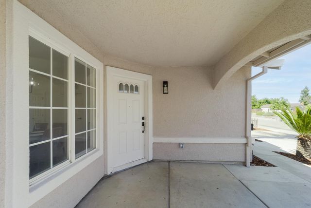 12 Caswell Ct, Sacramento, CA 95838