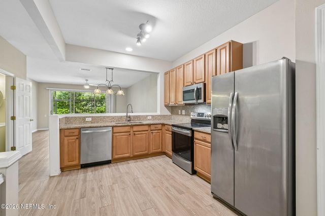 7488 SCARLET IBIS Lane, Jacksonville, FL 32256