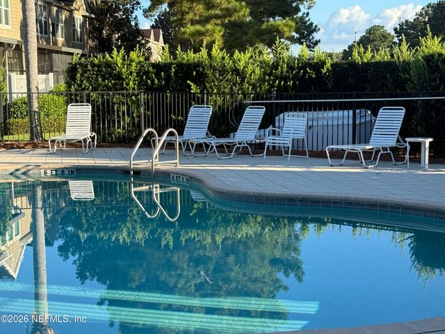 7488 SCARLET IBIS Lane, Jacksonville, FL 32256
