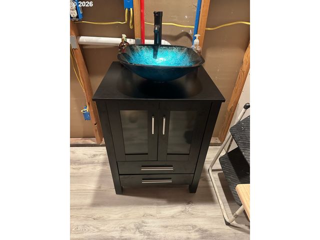 1852 Nw DOGWOOD St, Roseburg, OR 97471