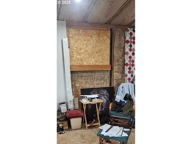 1852 Nw DOGWOOD St, Roseburg, OR 97471