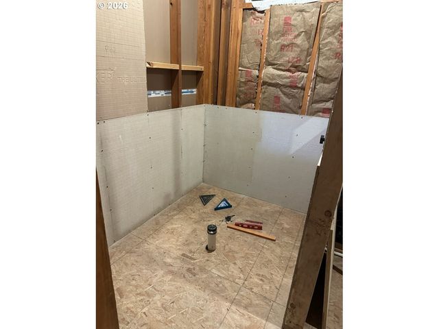 1852 Nw DOGWOOD St, Roseburg, OR 97471