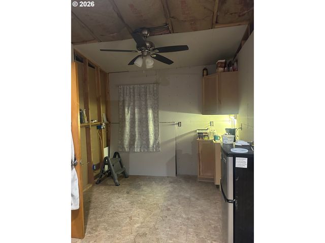 1852 Nw DOGWOOD St, Roseburg, OR 97471