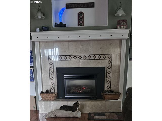 1852 Nw DOGWOOD St, Roseburg, OR 97471