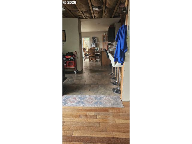 1852 Nw DOGWOOD St, Roseburg, OR 97471