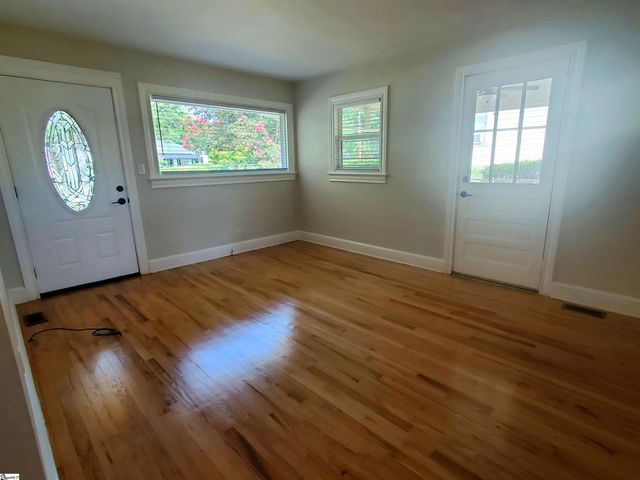 3 Dale Drive, Greenville, SC 29607
