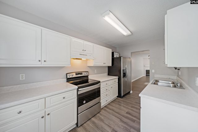 135 Thorn Tree Lane, Columbia, SC 29212