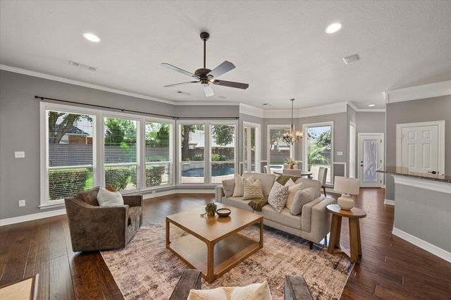805 Longford Drive, Southlake, TX 76092