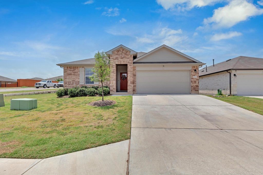 19525 Abigail Fillmore RD, Manor, TX 78653