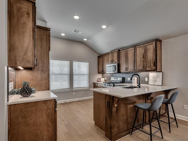 3720 Alta Vista Drive, Norman, OK 73069