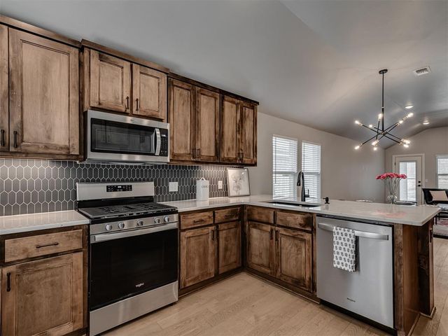 3720 Alta Vista Drive, Norman, OK 73069