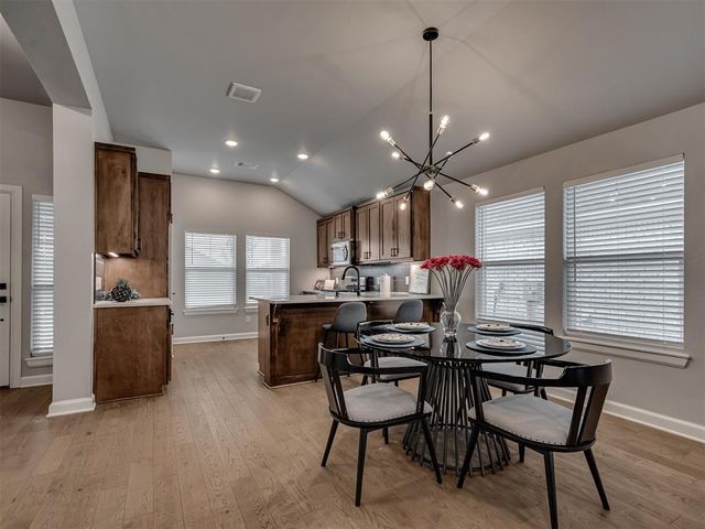 3720 Alta Vista Drive, Norman, OK 73069