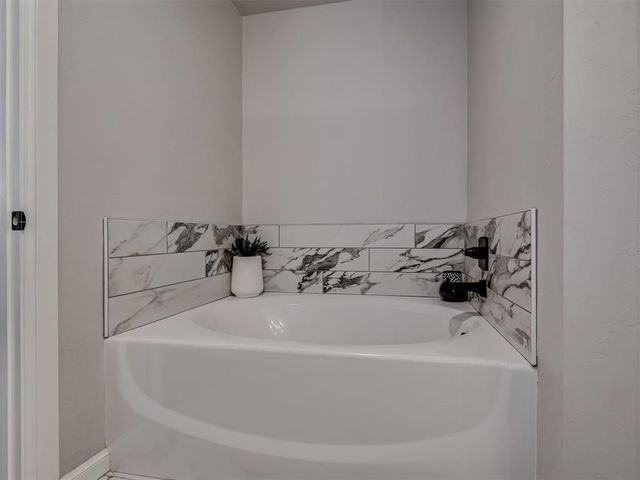 3720 Alta Vista Drive, Norman, OK 73069