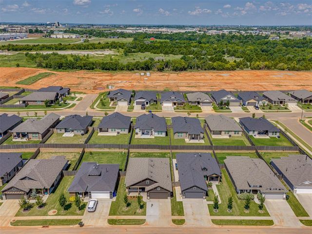 3720 Alta Vista Drive, Norman, OK 73069
