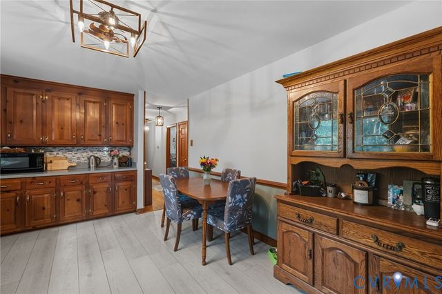 4800 Stockholm Dr, Sandston, VA 23150