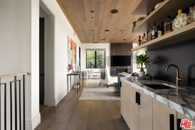 890 Linda Flora Drive, Los Angeles, CA 90049