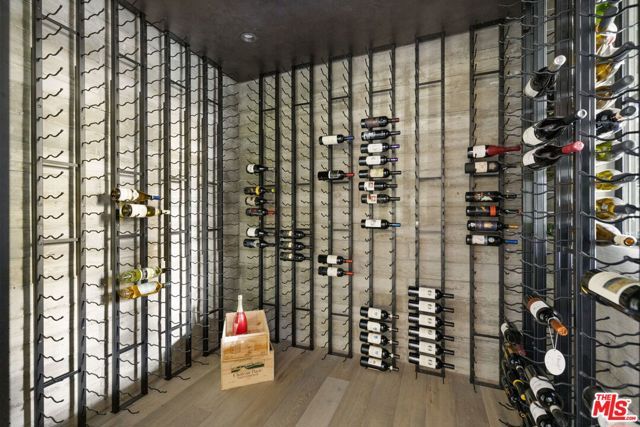 890 Linda Flora Drive, Los Angeles, CA 90049