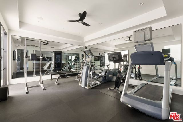 890 Linda Flora Drive, Los Angeles, CA 90049