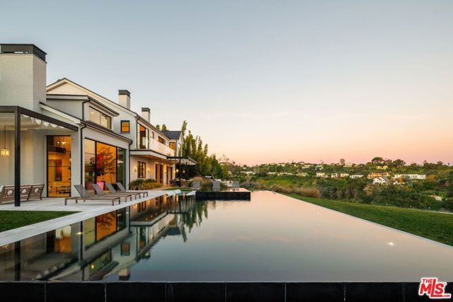 890 Linda Flora Drive, Los Angeles, CA 90049