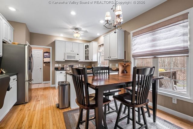 1031 Wethersfield CX, Hurricane, WV 25526