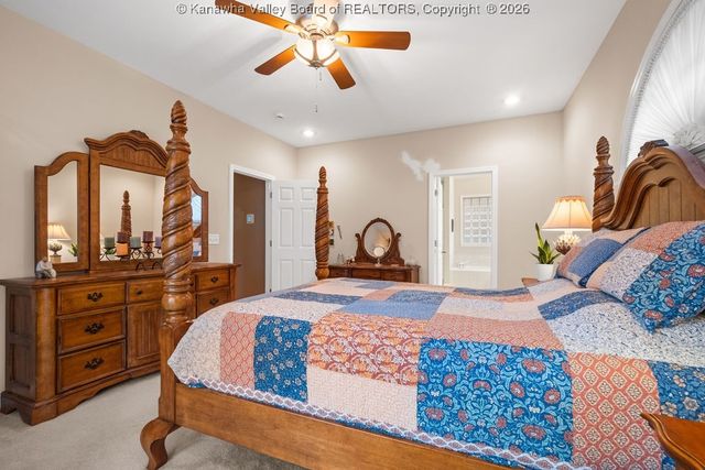 1031 Wethersfield CX, Hurricane, WV 25526