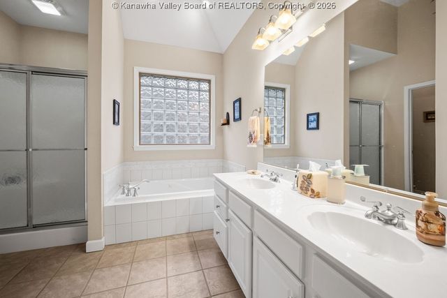 1031 Wethersfield CX, Hurricane, WV 25526