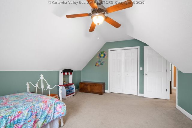 1031 Wethersfield CX, Hurricane, WV 25526