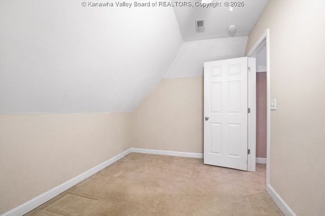 1031 Wethersfield CX, Hurricane, WV 25526