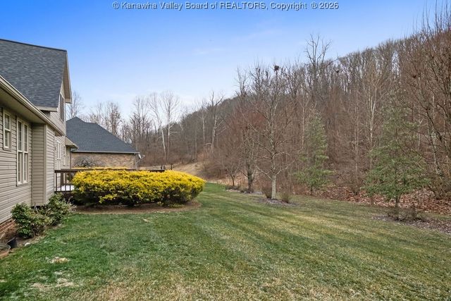 1031 Wethersfield CX, Hurricane, WV 25526