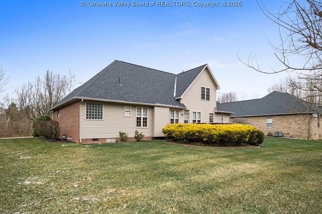 1031 Wethersfield CX, Hurricane, WV 25526