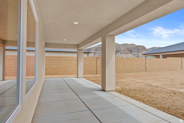977 W 1920 S, Hurricane, UT 84737
