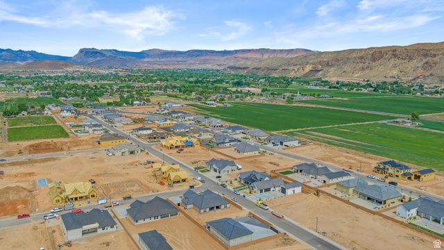 977 W 1920 S, Hurricane, UT 84737