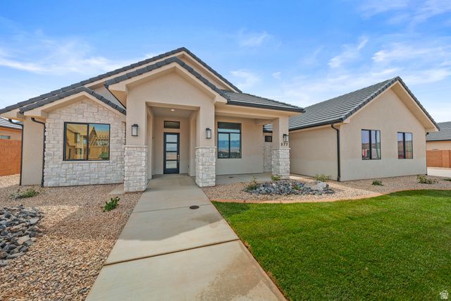 977 W 1920 S, Hurricane, UT 84737