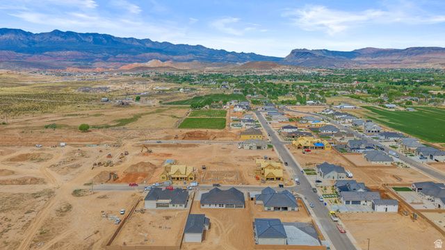 977 W 1920 S, Hurricane, UT 84737