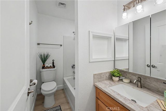 1016 E Yosemite, Madera, CA 93638