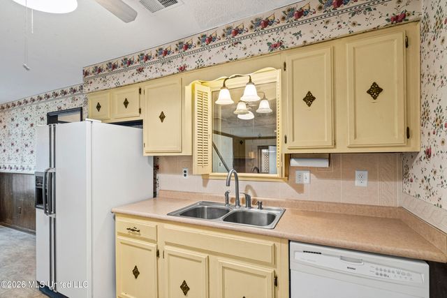 4830 S Big Horn Drive, Nesbit, MS 38651