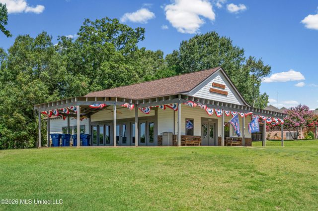 4830 S Big Horn Drive, Nesbit, MS 38651