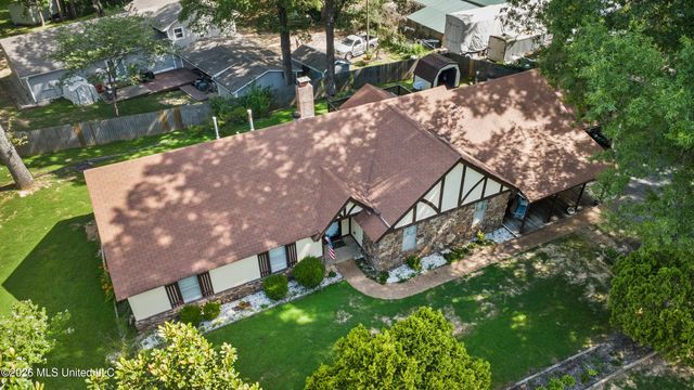 4830 S Big Horn Drive, Nesbit, MS 38651