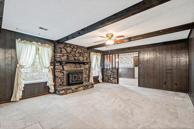 4830 S Big Horn Drive, Nesbit, MS 38651
