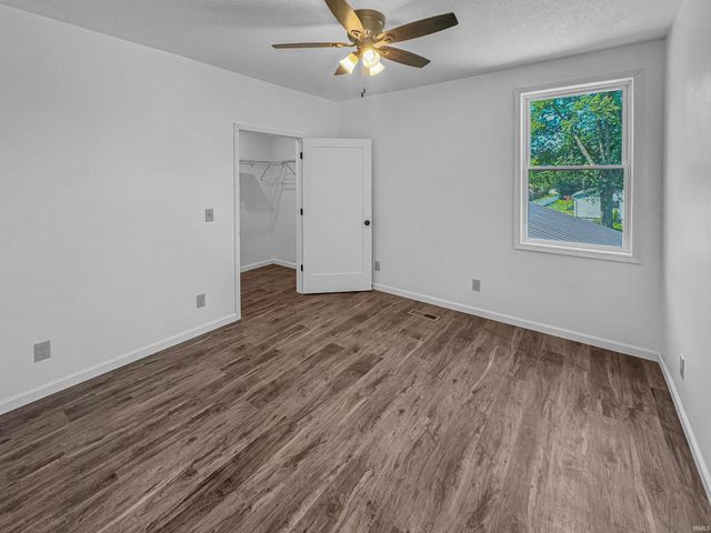 407 S Eighth Street, Boonville, IN 47601